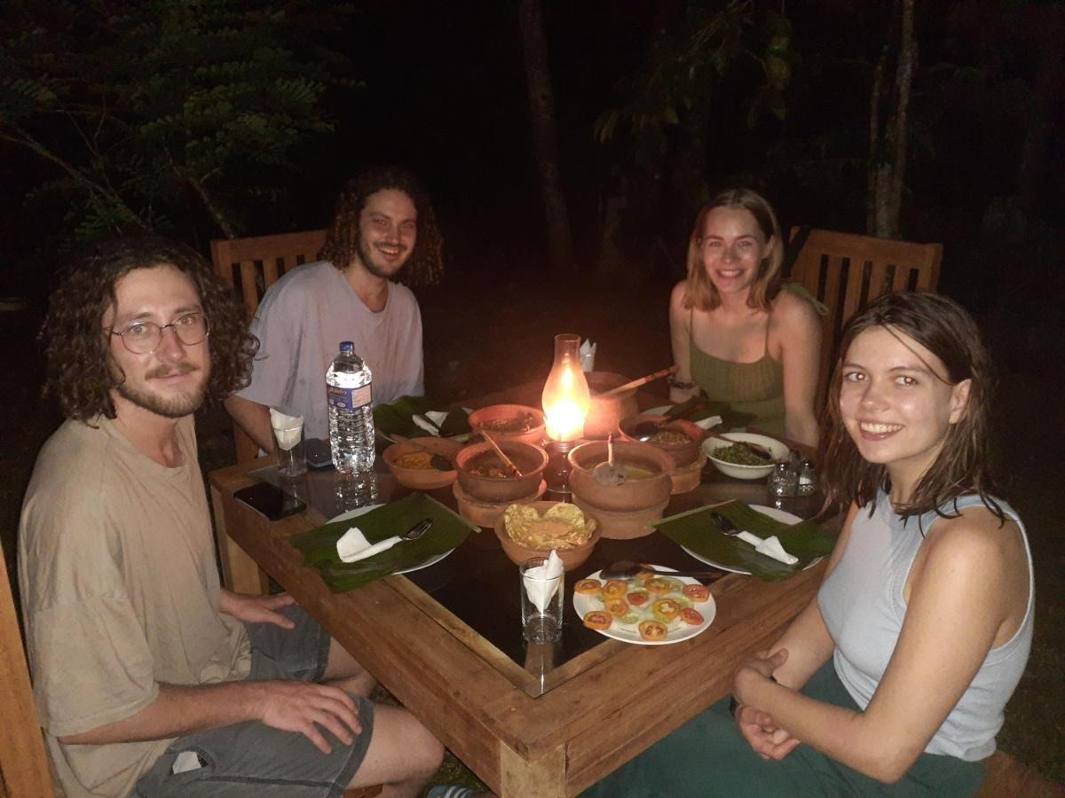 Pahalagawattha Homestay ウナワトゥナ エクステリア 写真