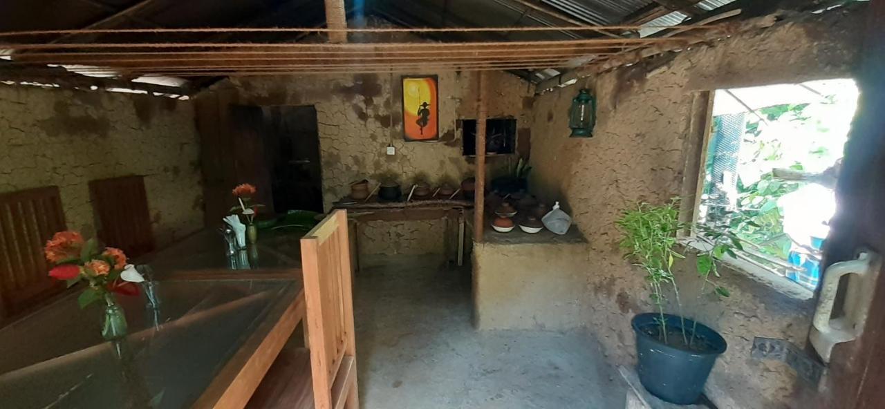 Pahalagawattha Homestay ウナワトゥナ エクステリア 写真