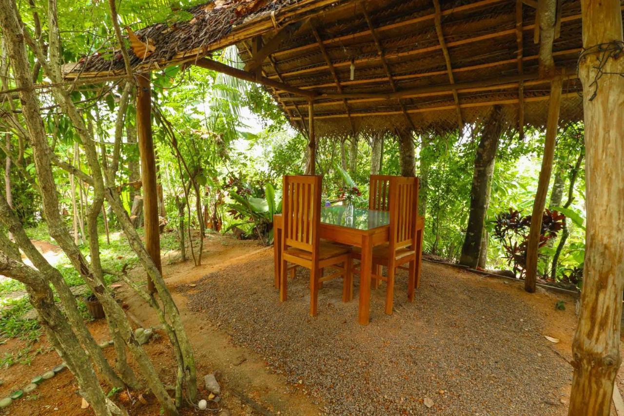 Pahalagawattha Homestay ウナワトゥナ エクステリア 写真